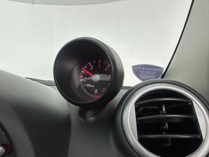 Suzuki Alto 1.0 GLX - Image 13