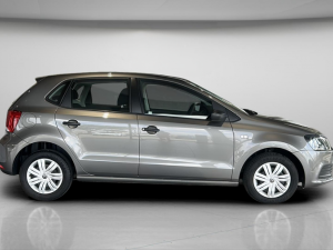 Volkswagen Polo Vivo hatch 1.4 Trendline - Image 4