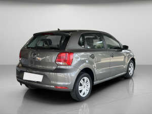 Volkswagen Polo Vivo hatch 1.4 Trendline - Image 5