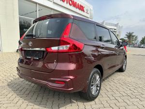 Toyota Rumion 1.5 TX manual - Image 2