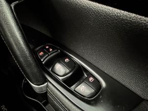 Nissan Qashqai 1.5 dCi Tekna - Image 9