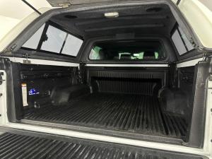 Ford Ranger 3.2TDCi Wildtrak automaticD/C - Image 14