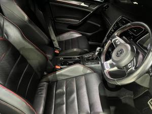 Volkswagen Golf GTI - Image 5