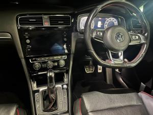 Volkswagen Golf GTI - Image 8