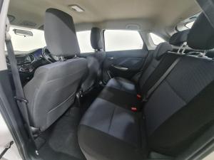 Toyota Starlet 1.4 XS - Image 12