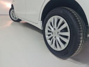 Toyota Starlet 1.4 XS - Image 9