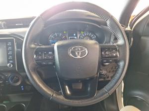Toyota Hilux 2.8GD-6 Xtra cab 4x4 Legend auto - Image 8
