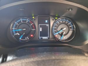 Toyota Hilux 2.8GD-6 Xtra cab 4x4 Legend auto - Image 11