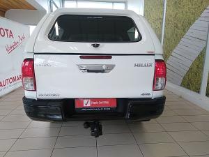 Toyota Hilux 2.4GD-6 double cab 4x4 Raider auto - Image 5
