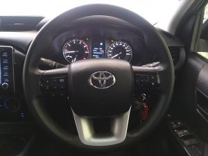 Toyota Hilux 2.4GD-6 double cab 4x4 Raider auto - Image 8
