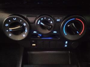 Toyota Hilux 2.4GD-6 double cab 4x4 Raider auto - Image 16