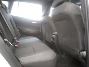Toyota Corolla Cross 1.8 Xi - Image 17
