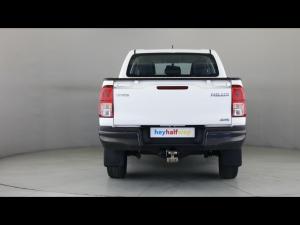 Toyota Hilux 2.4GD-6 double cab 4x4 SR - Image 5