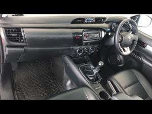 Toyota Hilux 2.4GD-6 double cab 4x4 SR - Image 7
