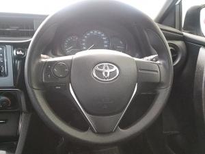 Toyota Corolla Quest 1.8 Plus manual - Image 8