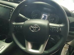 Toyota Hilux 2.4GD-6 double cab 4x4 Raider auto - Image 8