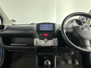 Toyota Aygo 1.0 Fresh 3-Door - Image 11