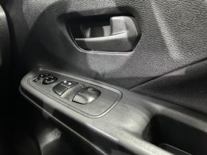 Nissan Micra 66kW turbo Visia - Image 12