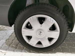 Nissan NP200 1.6i safety pack (aircon) - Image 6