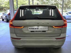 Volvo XC60 B5 AWD Essential - Image 5