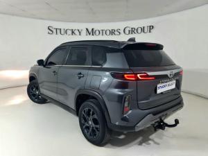 Toyota Urban Cruiser 1.5 XR manual - Image 6