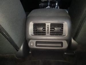 Nissan Navara 2.5DDTi double cab LE 4x4 - Image 16