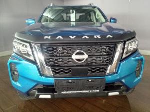 Nissan Navara 2.5DDTi double cab LE 4x4 - Image 2