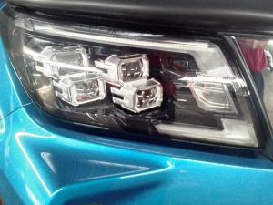 Nissan Navara 2.5DDTi double cab LE 4x4 - Image 3