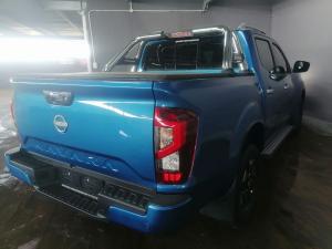 Nissan Navara 2.5DDTi double cab LE 4x4 - Image 8