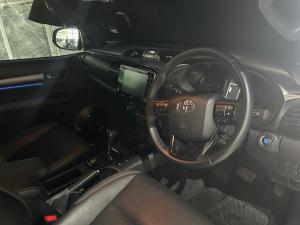 Toyota Hilux 2.8GD-6 double cab Legend auto - Image 8