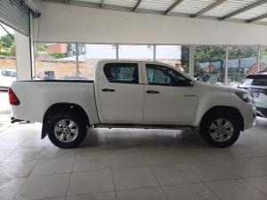 Toyota Hilux 2.4GD-6 double cab 4x4 SRX auto - Image 6