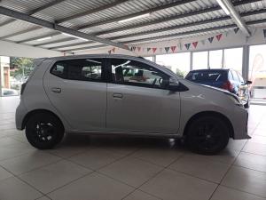 Toyota Agya 1.0 - Image 9