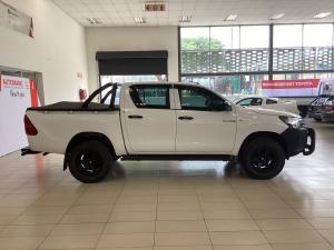 Toyota Hilux 2.4GD-6 double cab 4x4 SR - Image 4