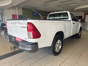 Toyota Hilux 2.4GD-6 4x4 SRX auto - Image 2