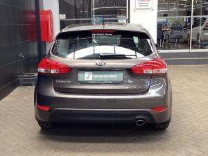 Kia Cerato hatch 1.6 EX - Image 11