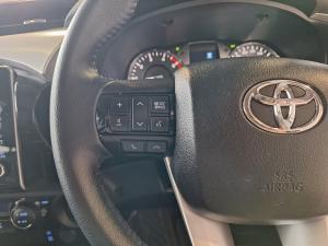 Toyota Hilux 2.8GD-6 double cab Raider auto - Image 9