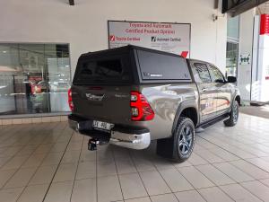 Toyota Hilux 2.8GD-6 double cab Raider auto - Image 2