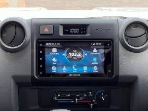 Toyota Land Cruiser 79 2.8GD-6 double cab - Image 13