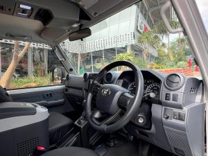 Toyota Land Cruiser 79 2.8GD-6 double cab - Image 15