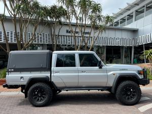 Toyota Land Cruiser 79 2.8GD-6 double cab - Image 4