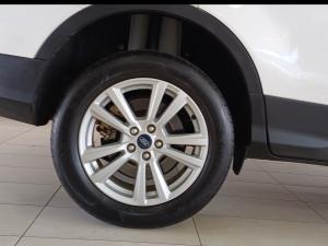 Ford Kuga 1.5T Ambiente auto - Image 9