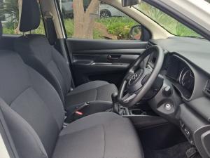 Suzuki Ertiga 1.5 GA - Image 7