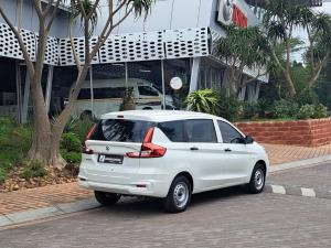Suzuki Ertiga 1.5 GA - Image 2