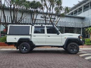 Toyota Land Cruiser 79 2.8GD-6 double cab - Image 3