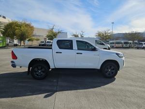 Toyota Hilux 2.4GD-6 double cab Raider auto - Image 3