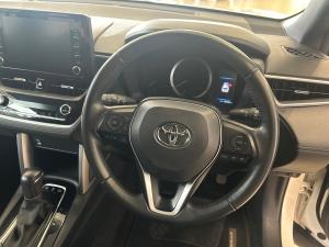 Toyota Corolla Cross 1.8 Hybrid XS - Image 8