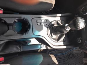 Ford Ranger 2.2TDCi double cab Hi-Rider XLS - Image 19
