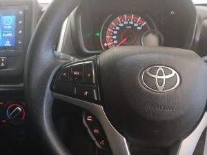 Toyota Vitz 1.0 XR manual - Image 11