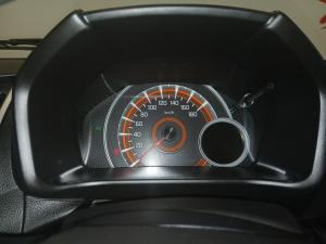 Toyota Vitz 1.0 XR manual - Image 12
