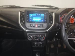 Toyota Vitz 1.0 XR manual - Image 16